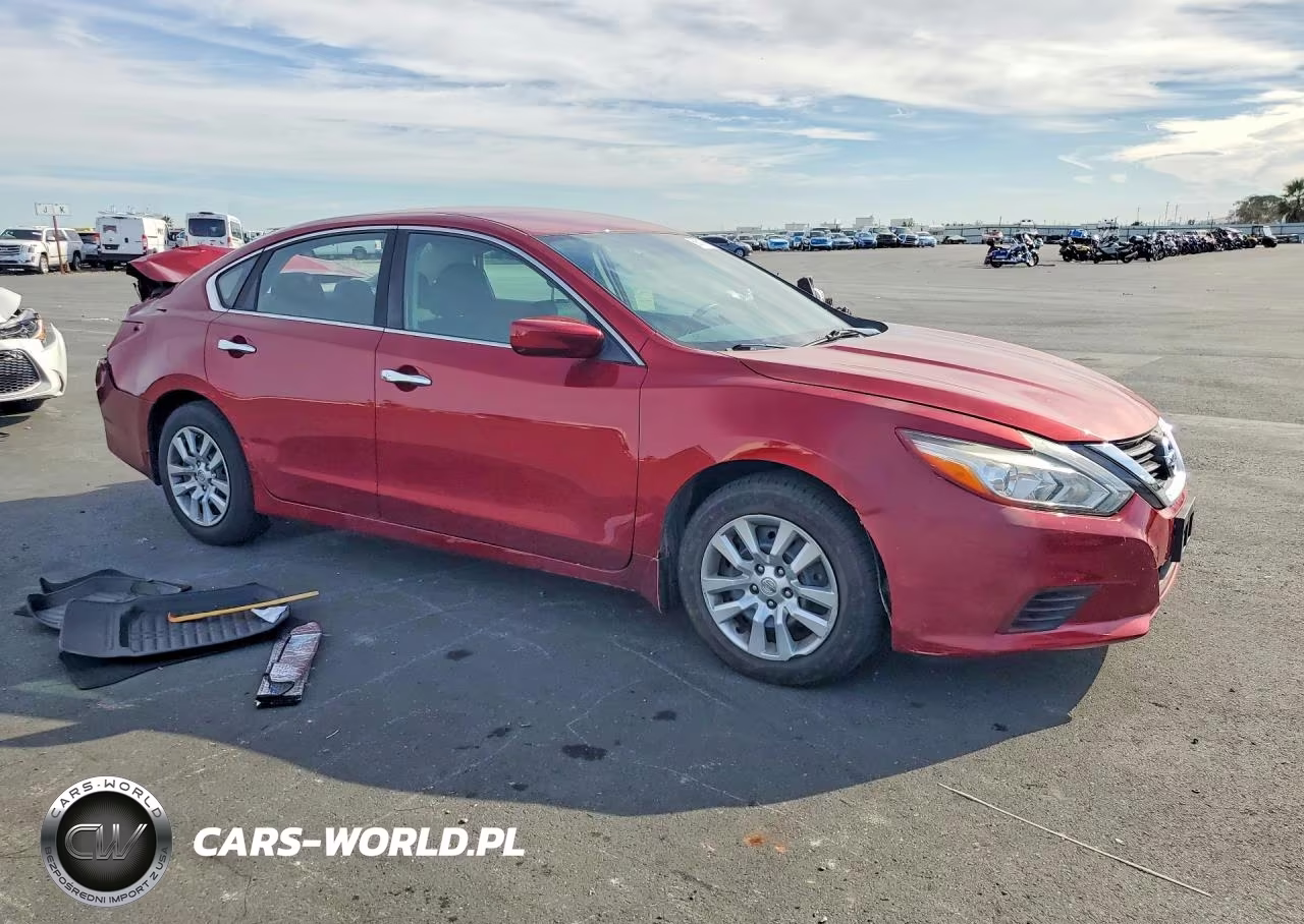 2018 Nissan Altima 2.5 S VIN:1N4AL3AP0JC101781 - 4