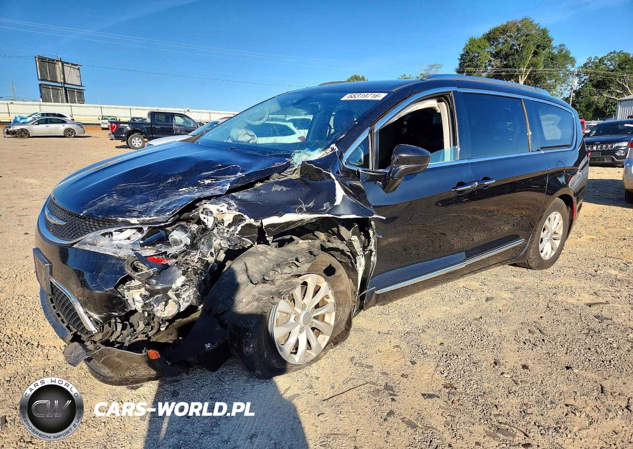 2018 Chrysler Pacifica VIN:2C4RC1BG9JR351625 - 1