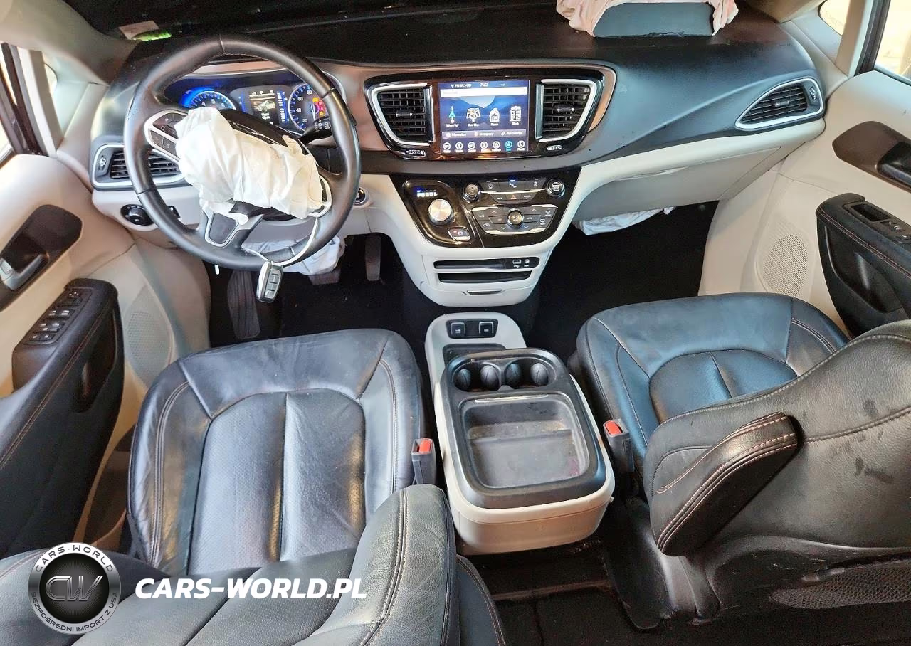2018 Chrysler Pacifica VIN:2C4RC1BG9JR351625 - 8