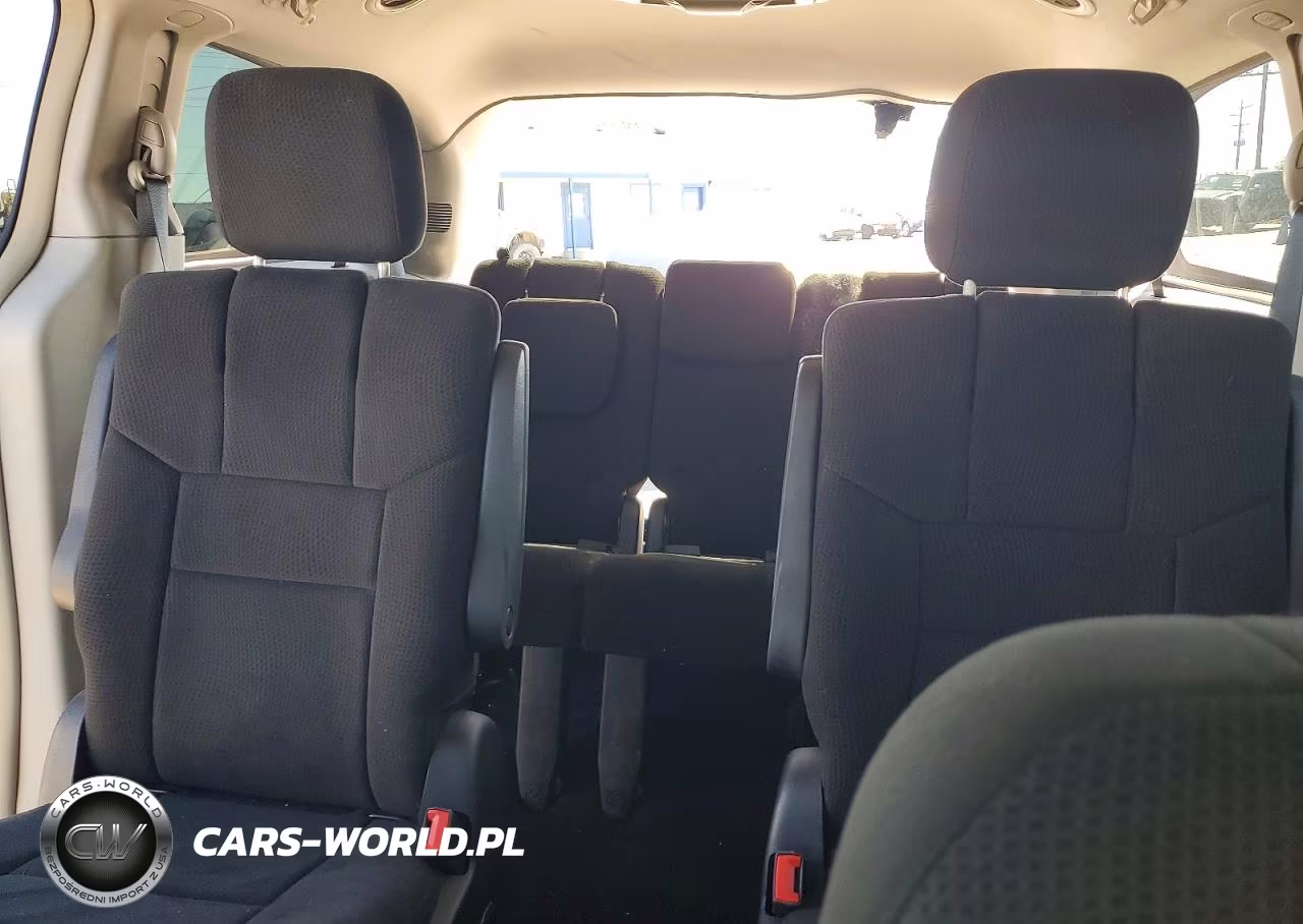 2011 Dodge Grand Caravan Crew VIN:2D4RN5DG4BR786538 - 10