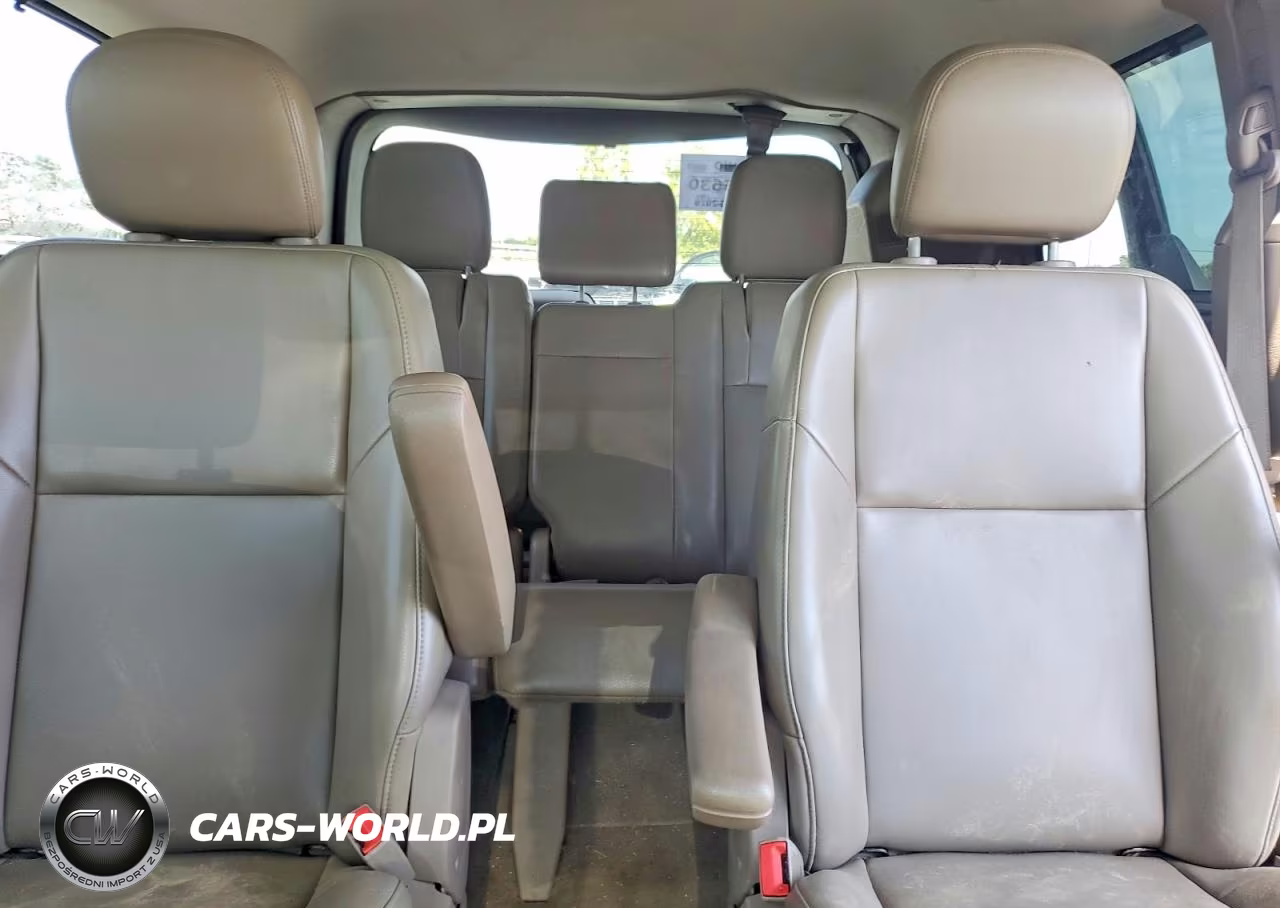 2012 Volkswagen Routan Se VIN:2C4RVABGXCR193843 - 10