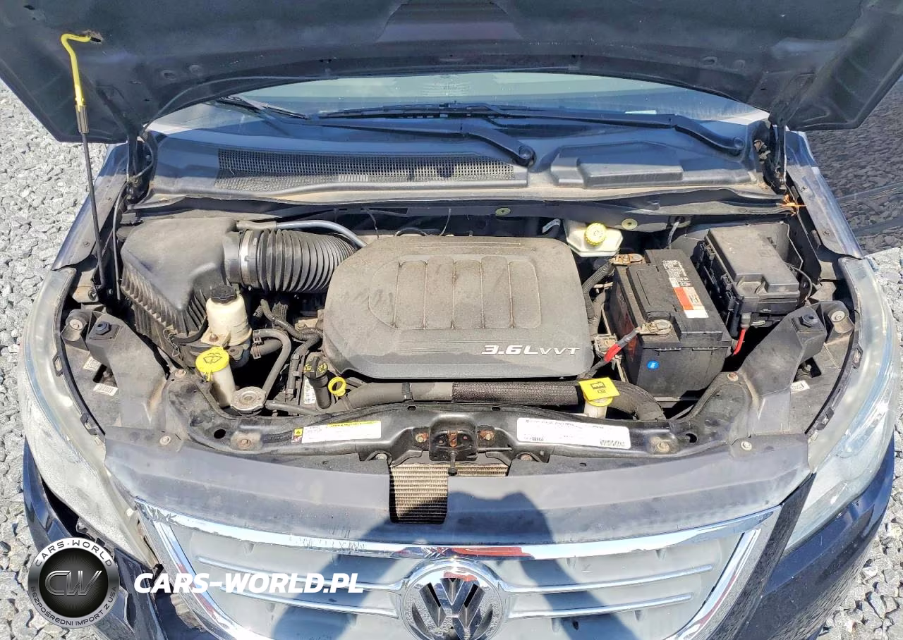 2012 Volkswagen Routan Se VIN:2C4RVABGXCR193843 - 12
