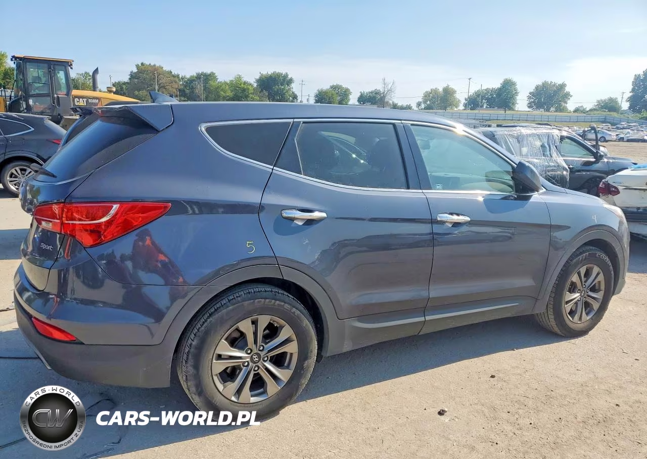 2016 Hyundai Santa Fe Sport 2.4L VIN:5XYZT3LB8GG379105 - 3