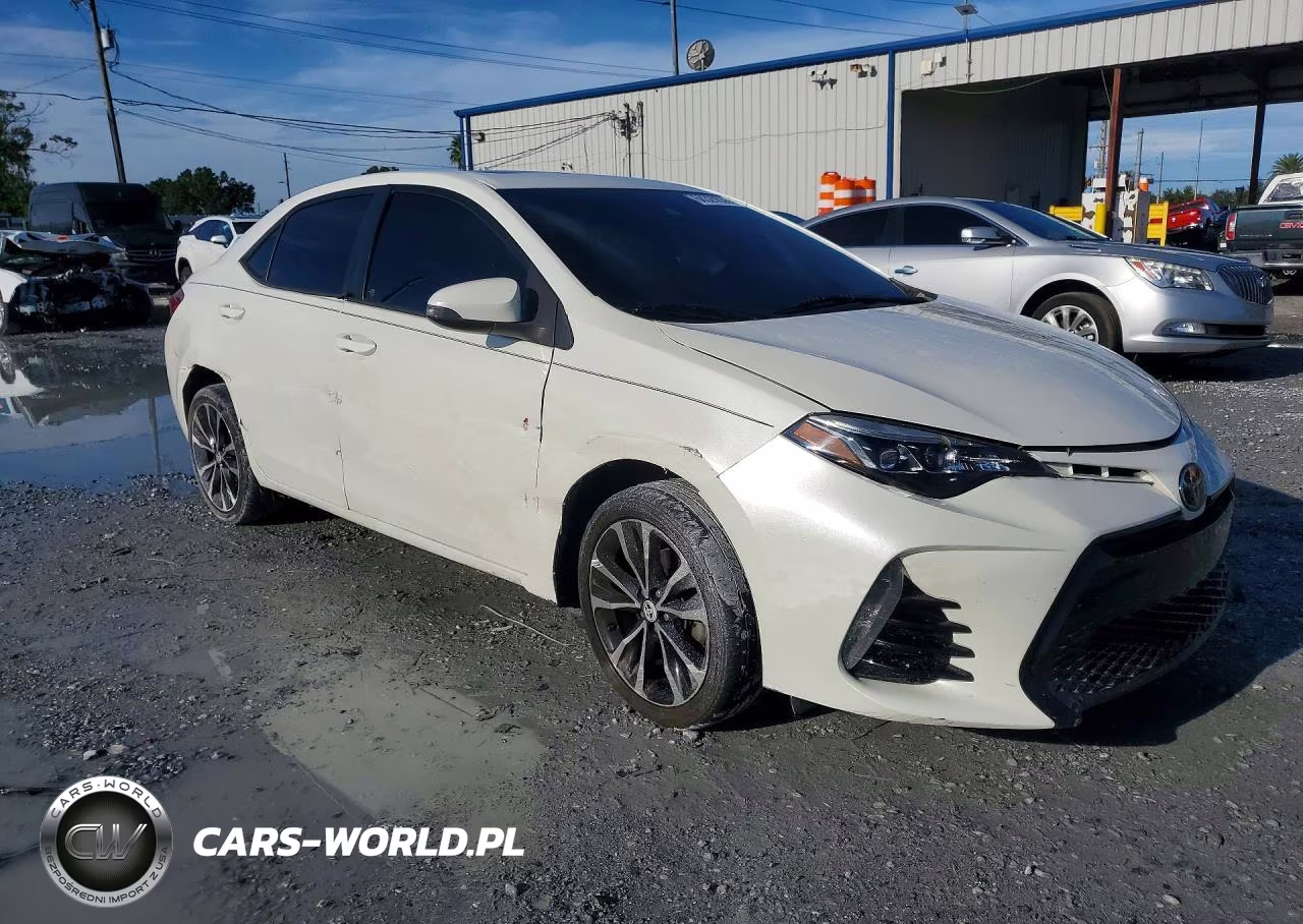 2017 Toyota Corolla Se VIN:5YFBURHE8HP654618 - 4