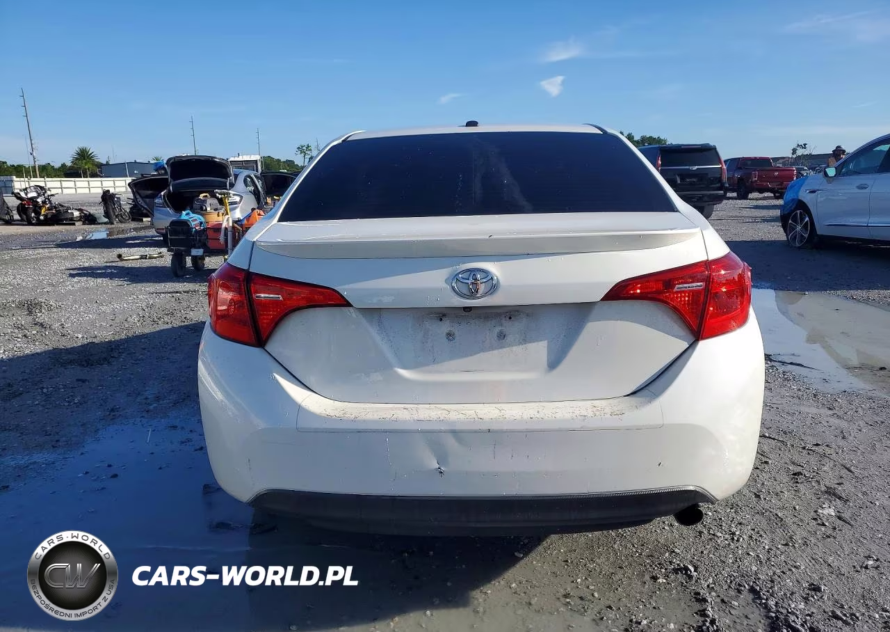 2017 Toyota Corolla Se VIN:5YFBURHE8HP654618 - 6