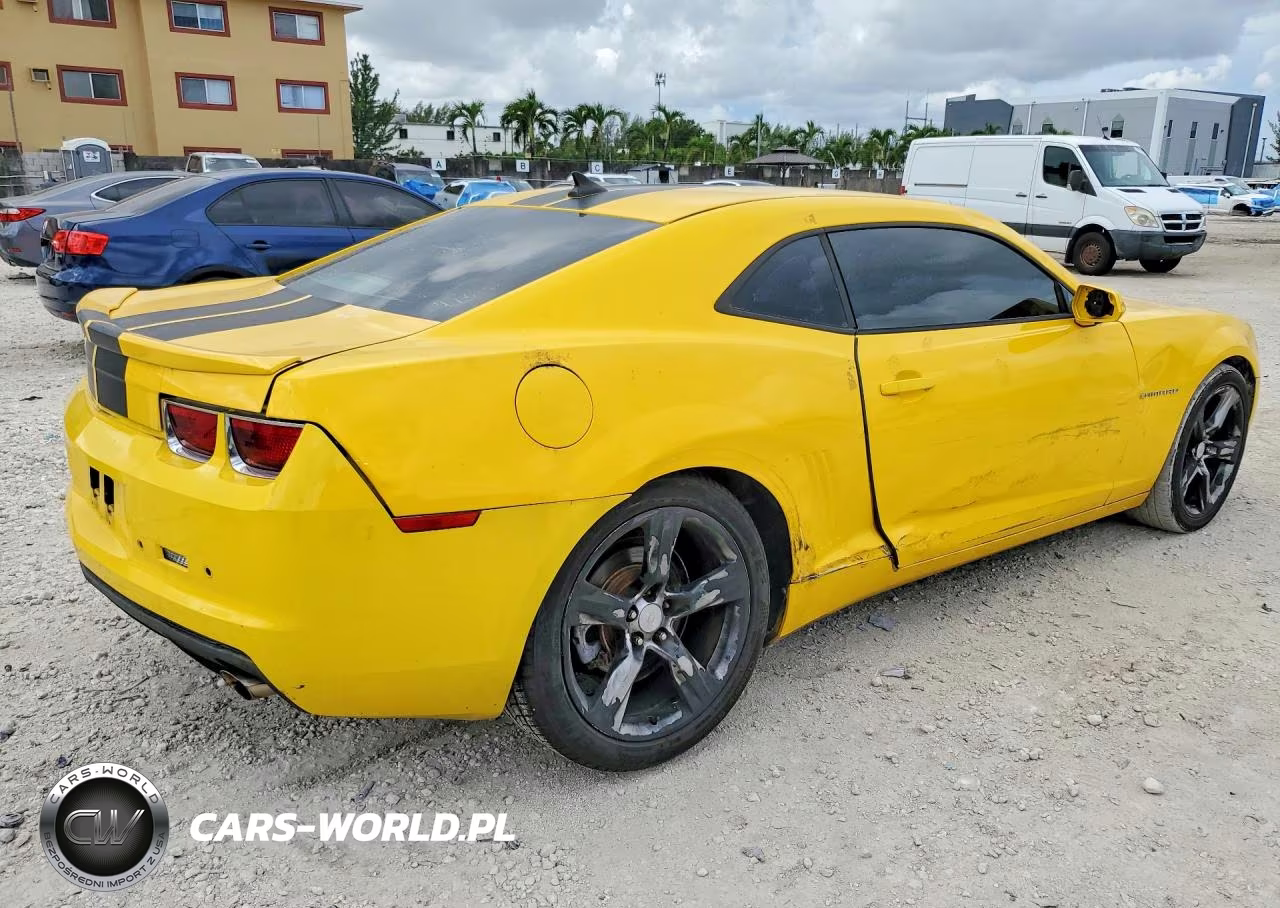 2013 Chevrolet Camaro Ls VIN:2G1FA1E30D9182898 - 3