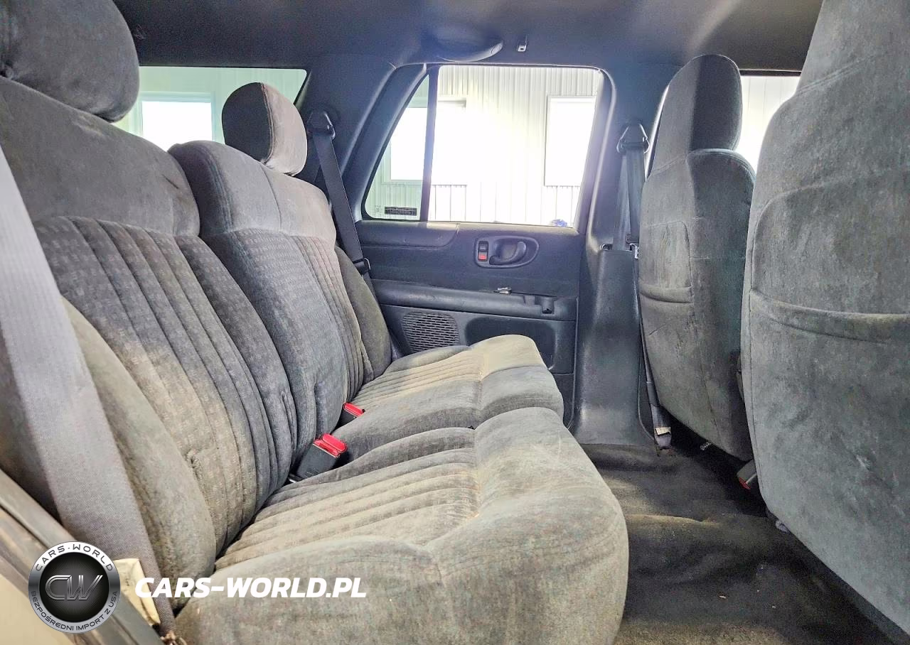 2000 Chevrolet Blazer VIN:1GNDT13W2YK211447 - 11