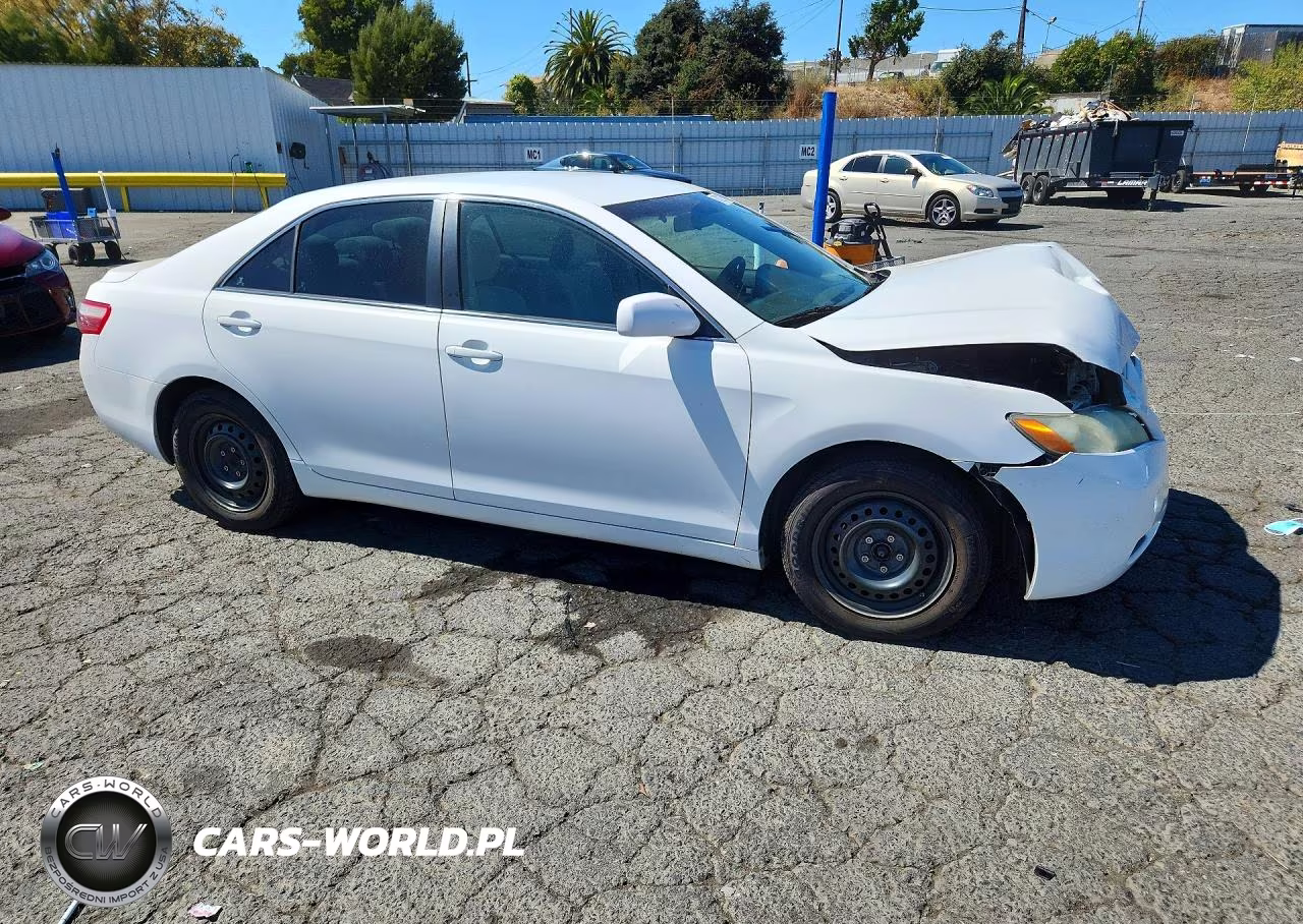 2008 Toyota Camry Le VIN:4T4BE46KX8R042482 - 4