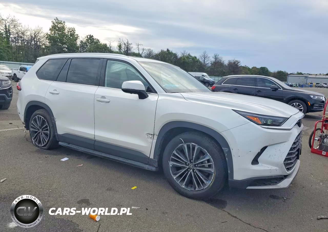 2025 Toyota Grand Highlander Hybrid Max Platinum VIN:5TDADAB51SS015601 - 4