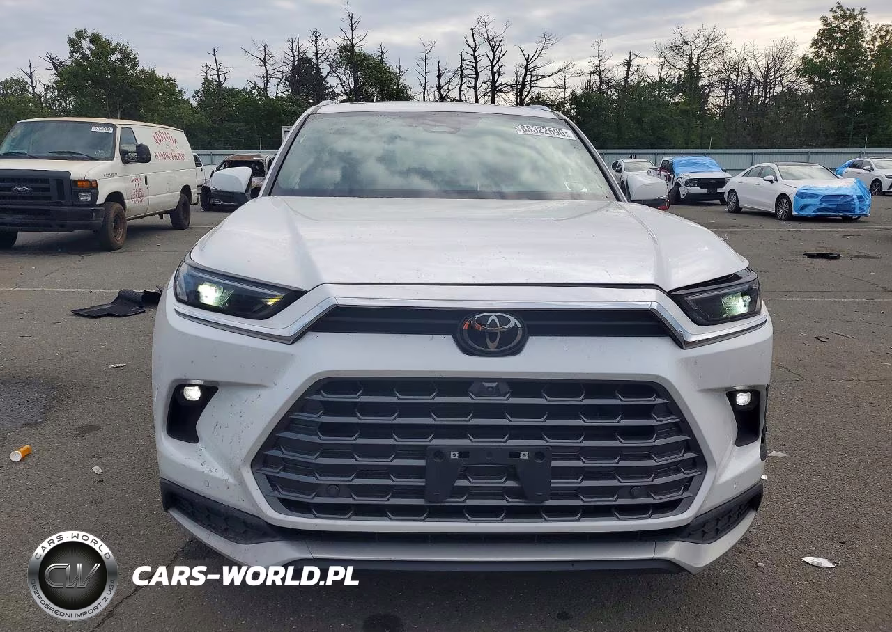 2025 Toyota Grand Highlander Hybrid Max Platinum VIN:5TDADAB51SS015601 - 5