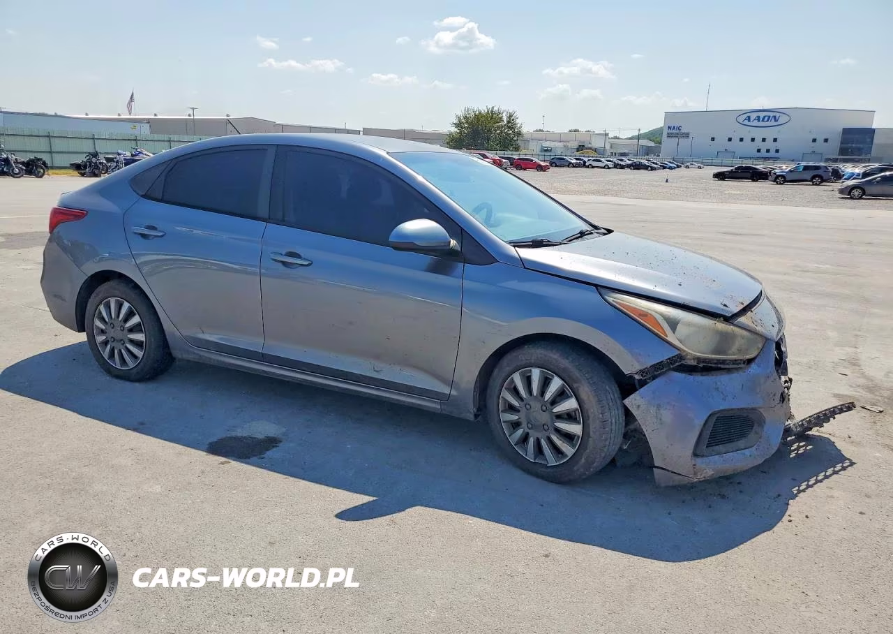 2019 Hyundai Accent Se VIN:3KPC24A3XKE044413 - 4