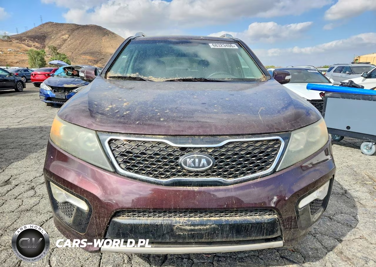 2011 Kia Sorento Sx VIN:5XYKWDA21BG174798 - 5