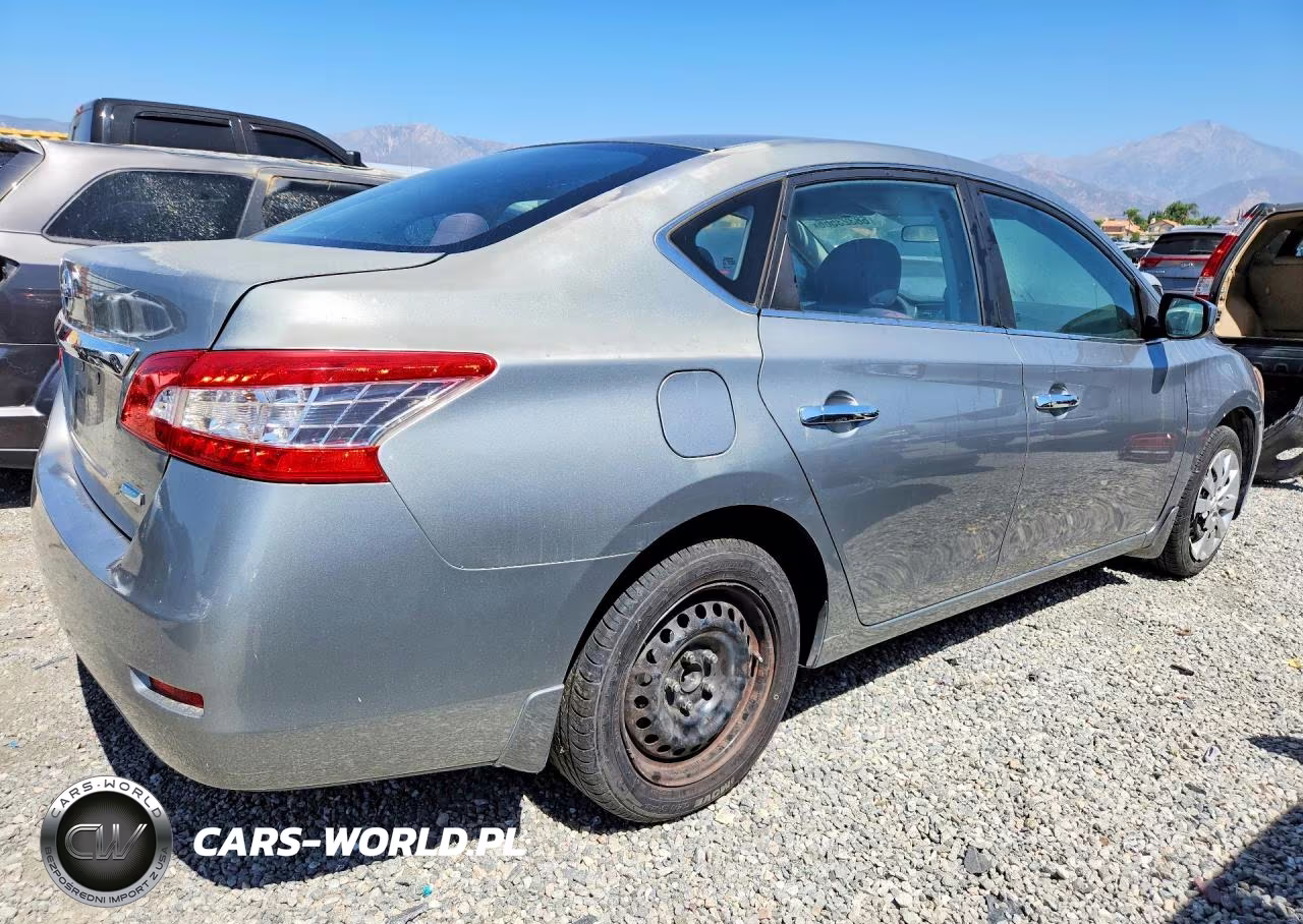 2014 Nissan Sentra S VIN:3N1AB7AP1EL632828 - 3