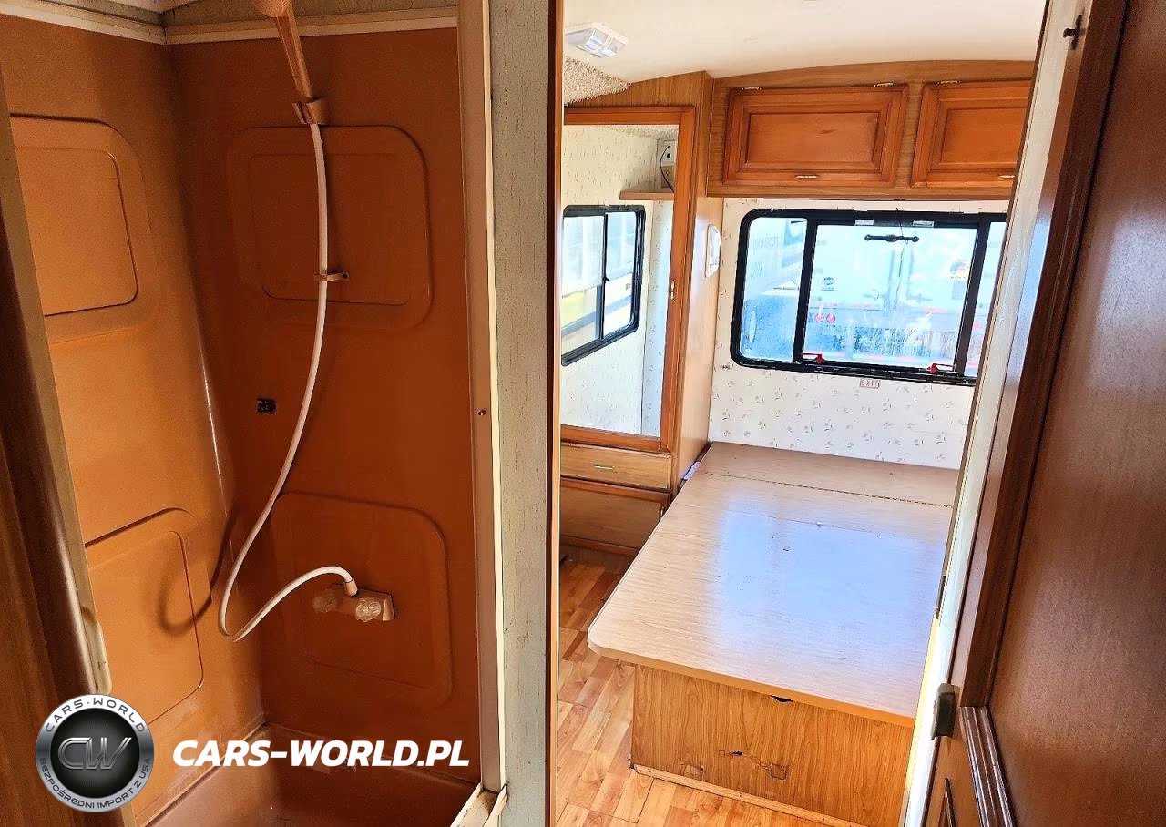 1998 Fleetwood Storm Rv VIN:1GBKP37J1W3308553 - 6