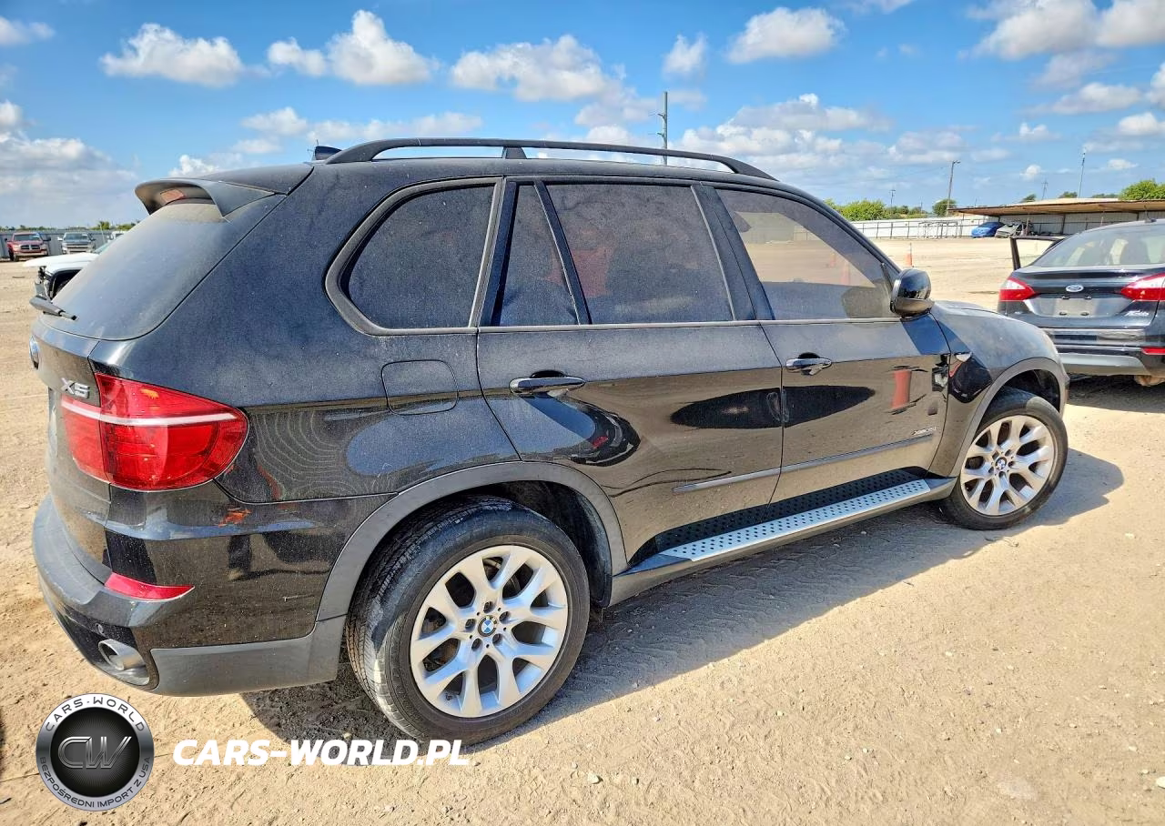 2013 BMW X5 xDrive35I VIN:5UXZV4C5XD0B02856 - 3