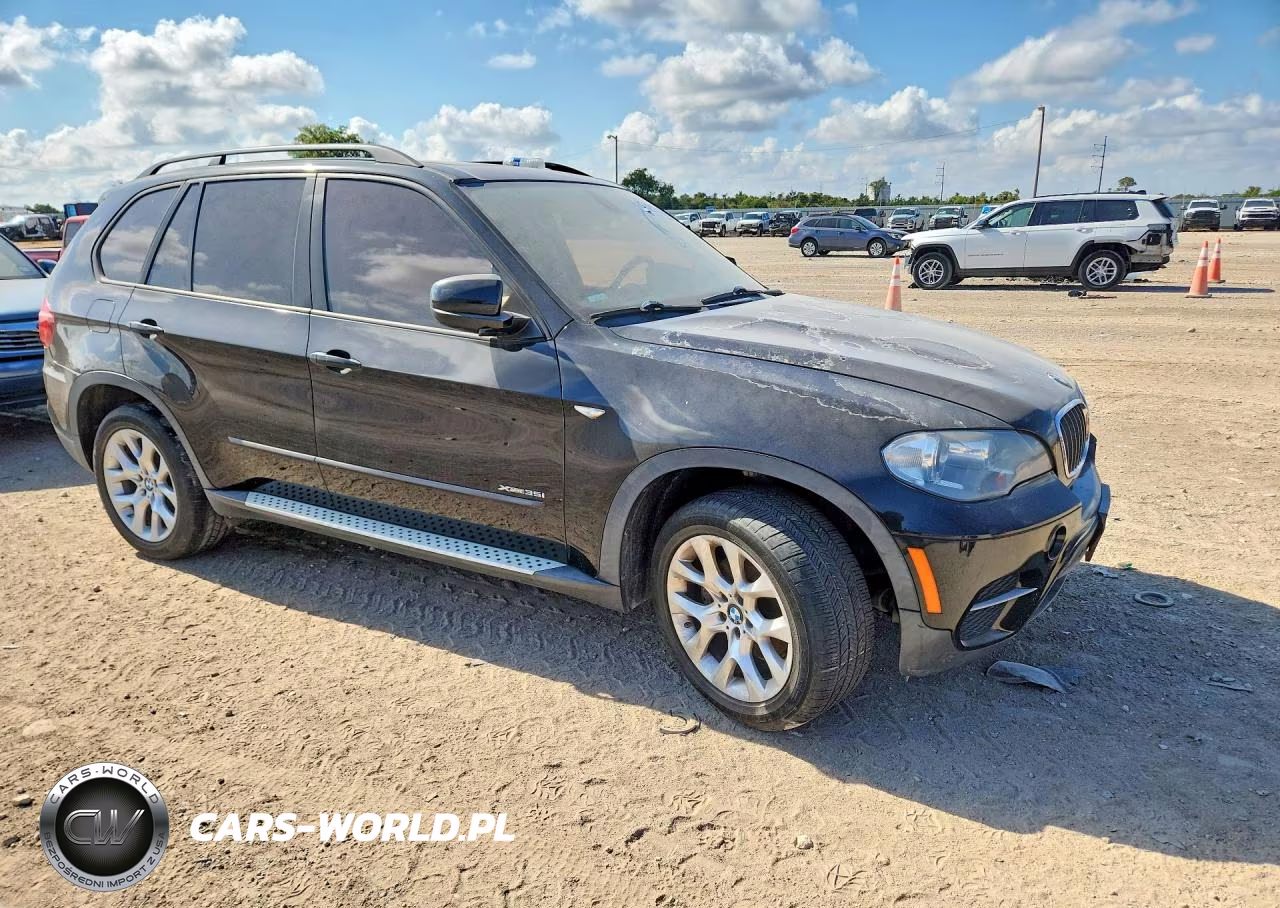 2013 BMW X5 xDrive35I VIN:5UXZV4C5XD0B02856 - 4