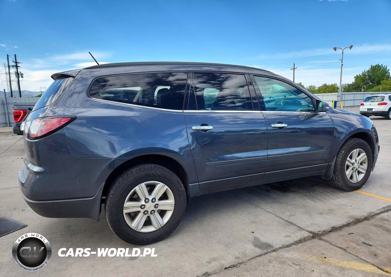 2014 Chevrolet Traverse Lt VIN:1GNKVHKD2EJ267206 - 3