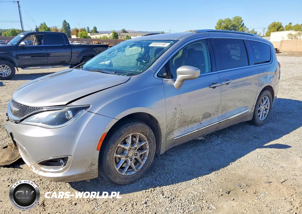 2020 Chrysler Pacifica Touring L VIN:2C4RC1BG0LR280415 - 1