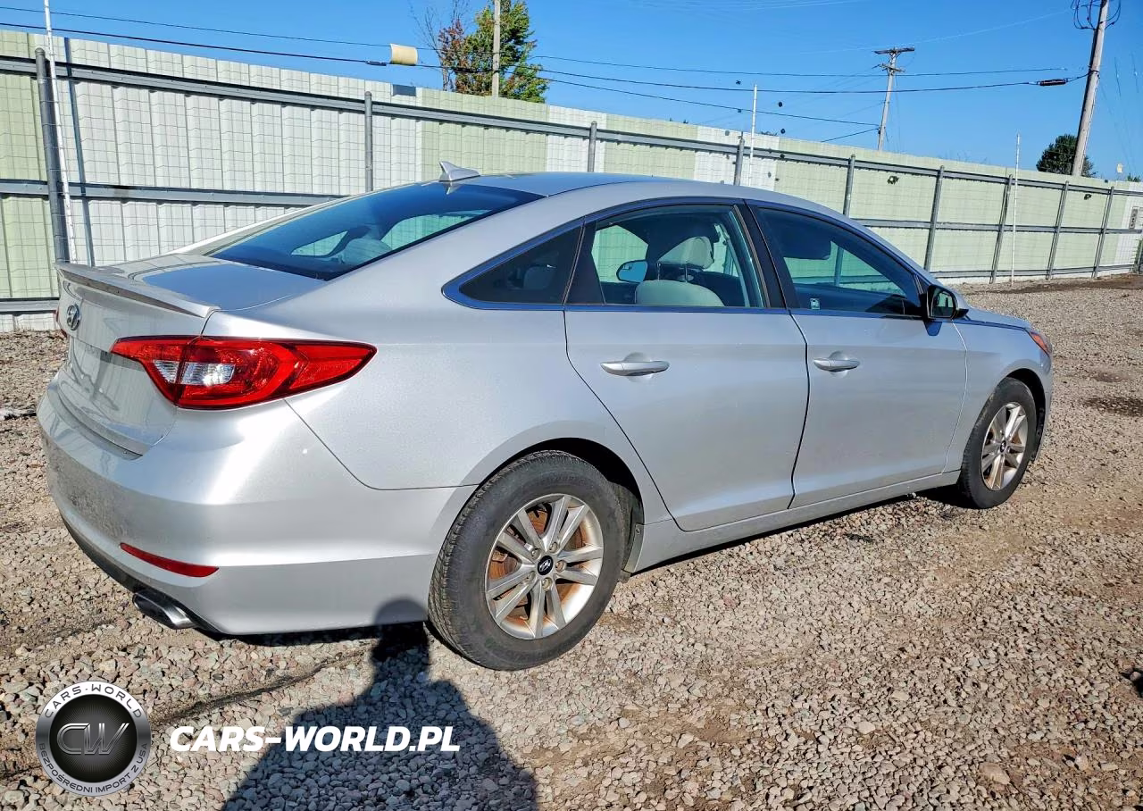 2016 Hyundai Sonata Se VIN:5NPE24AF2GH267051 - 3