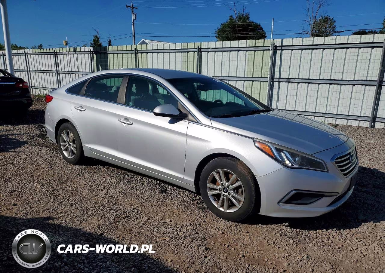 2016 Hyundai Sonata Se VIN:5NPE24AF2GH267051 - 4