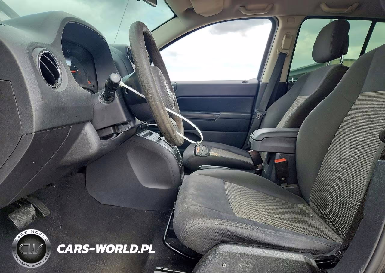 2012 Jeep Compass Sport VIN:1C4NJCBA6CD553890 - 7