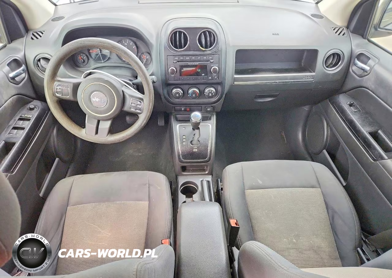 2012 Jeep Compass Sport VIN:1C4NJCBA6CD553890 - 8