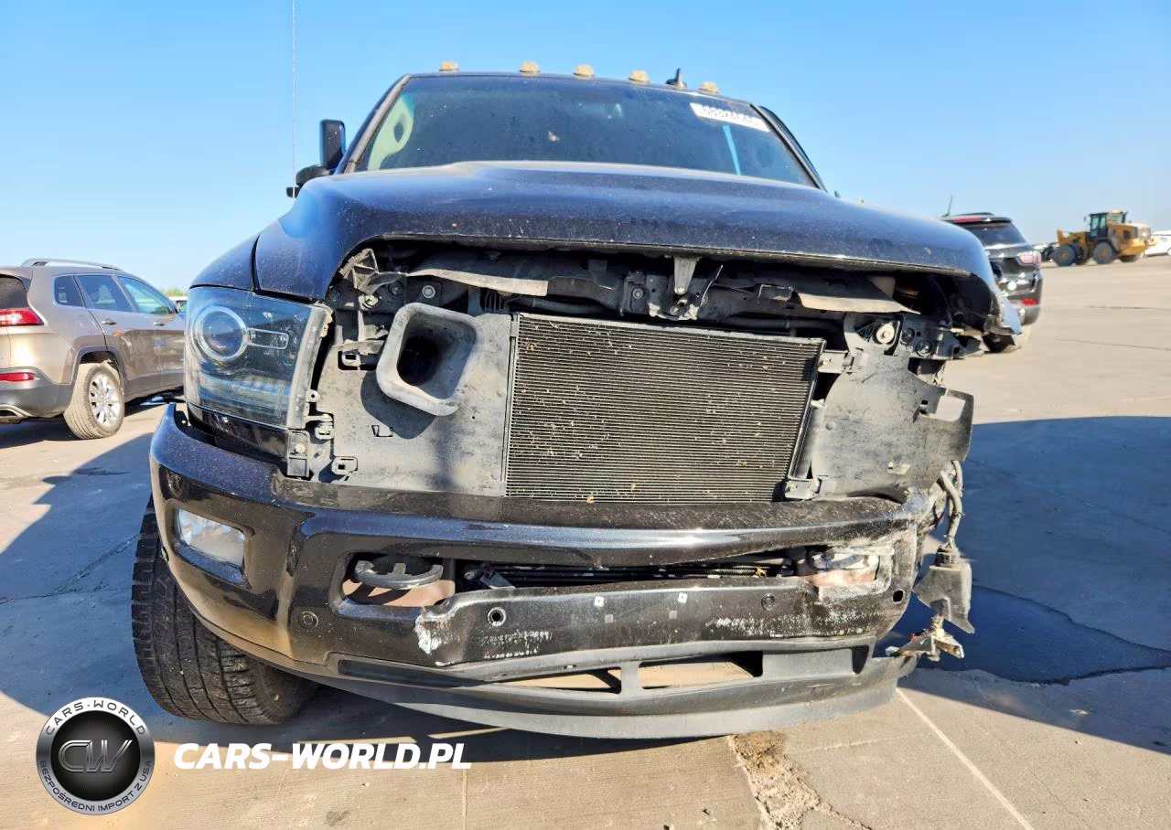 2017 Ram 2500 Laramie VIN:3C6UR5FL1HG559576 - 5