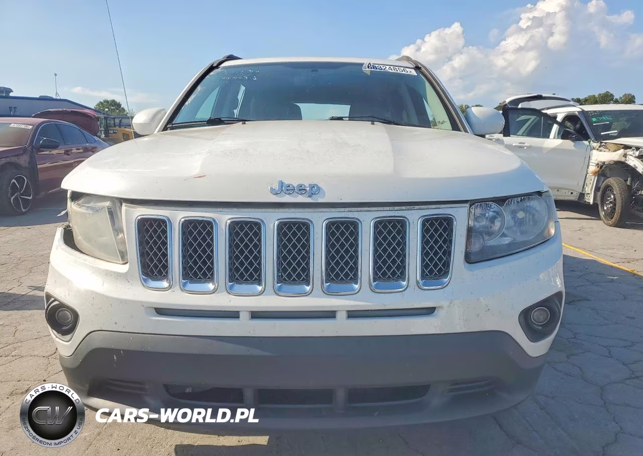 2014 Jeep Compass Latitude VIN:1C4NJCEB7ED518251 - 5