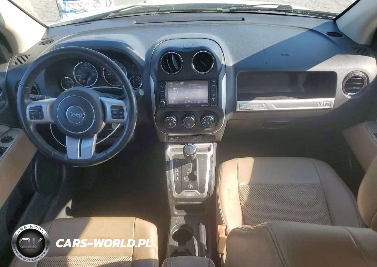 2014 Jeep Compass Latitude VIN:1C4NJCEB7ED518251 - 8
