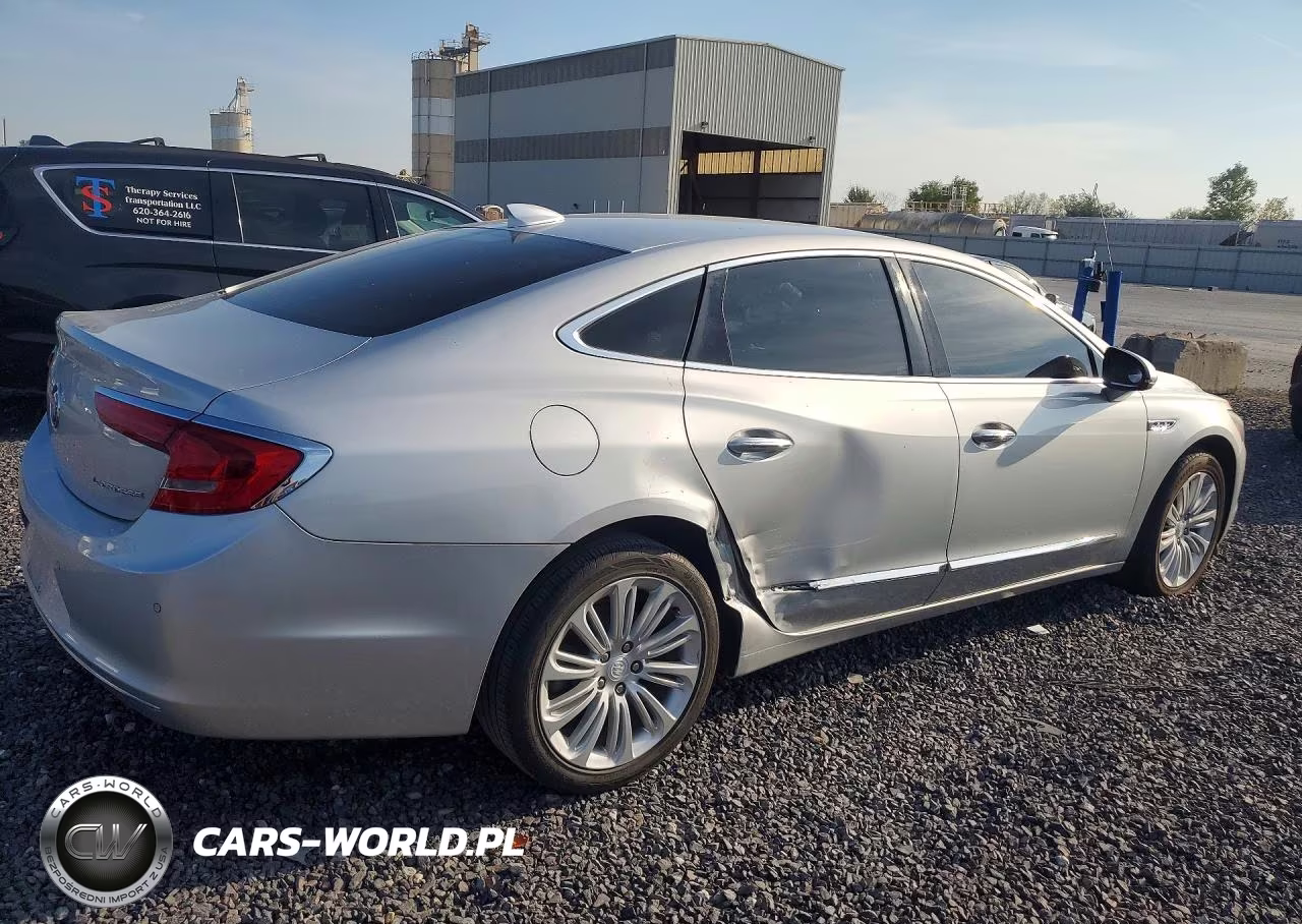 2018 Buick Lacrosse Essence VIN:1G4ZP5SZ6JU125389 - 3