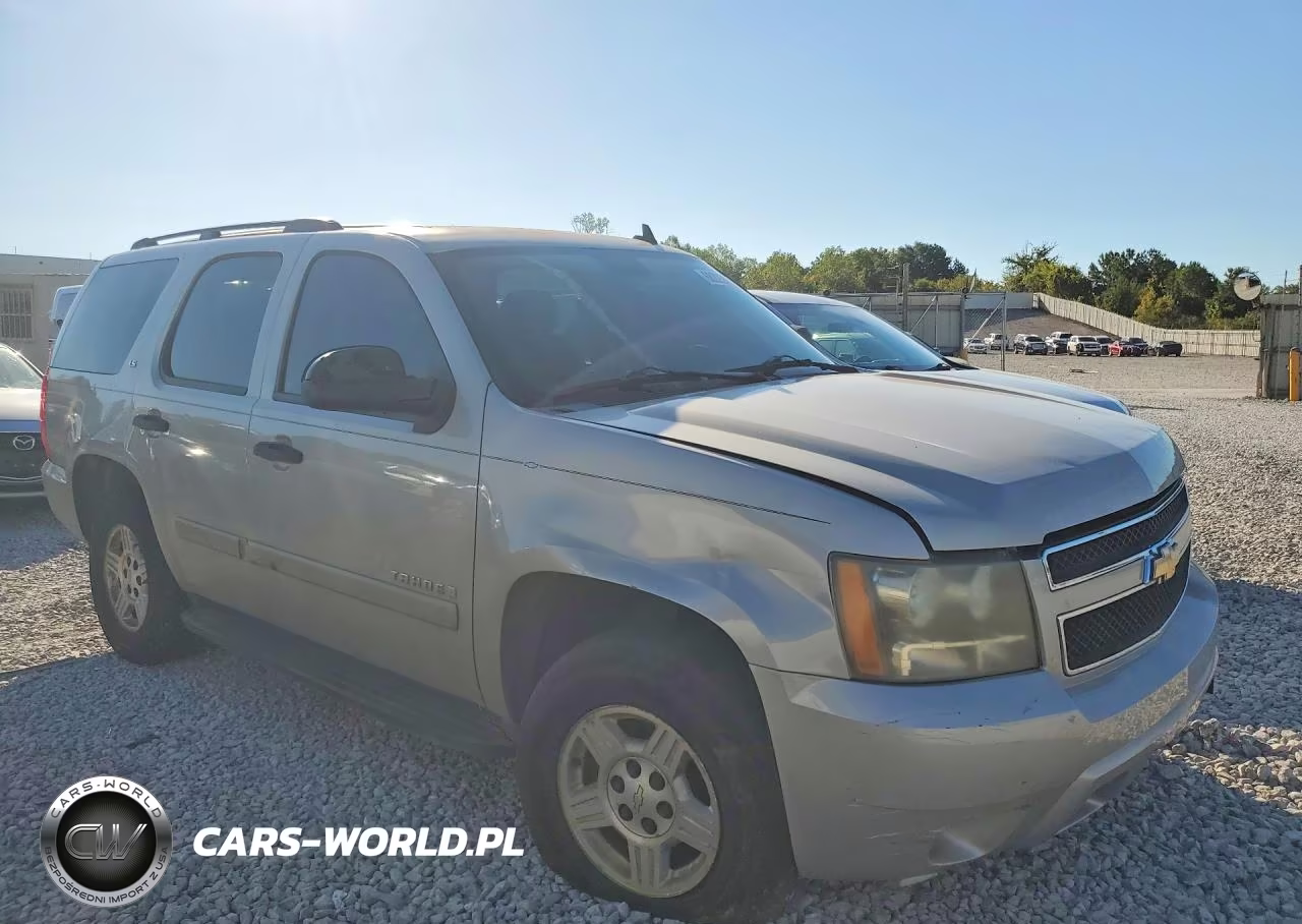 2008 Chevrolet Tahoe C1500 VIN:1GNFC13C58R200559 - 4