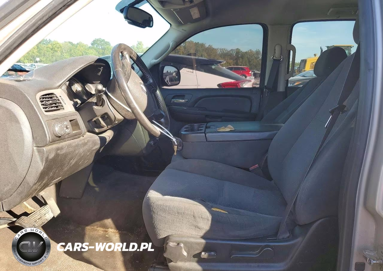 2008 Chevrolet Tahoe C1500 VIN:1GNFC13C58R200559 - 7