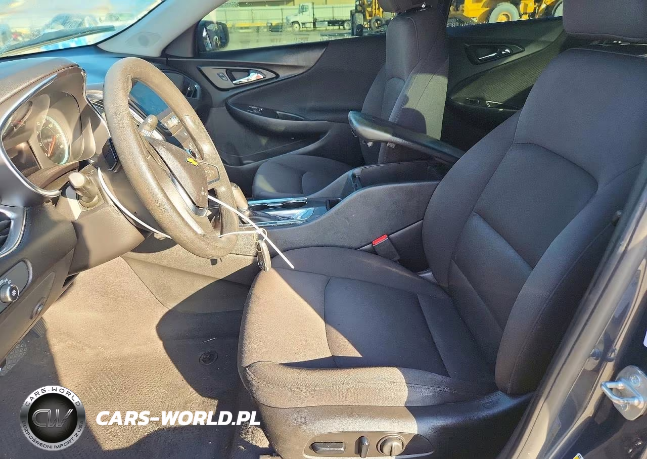 2019 Chevrolet Malibu Lt VIN:1G1ZD5ST2KF109732 - 7