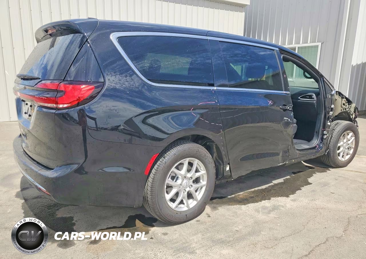 2026 Chrysler Pacifica Select VIN:2C4RC1BG0TR278258 - 3