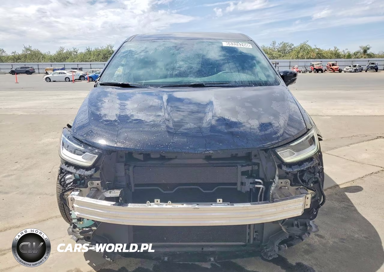 2026 Chrysler Pacifica Select VIN:2C4RC1BG0TR278258 - 5