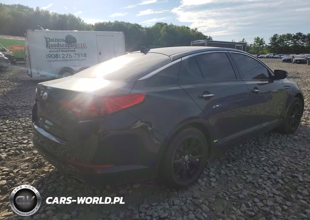 2013 Kia Optima Lx VIN:5XXGM4A71DG210021 - 3