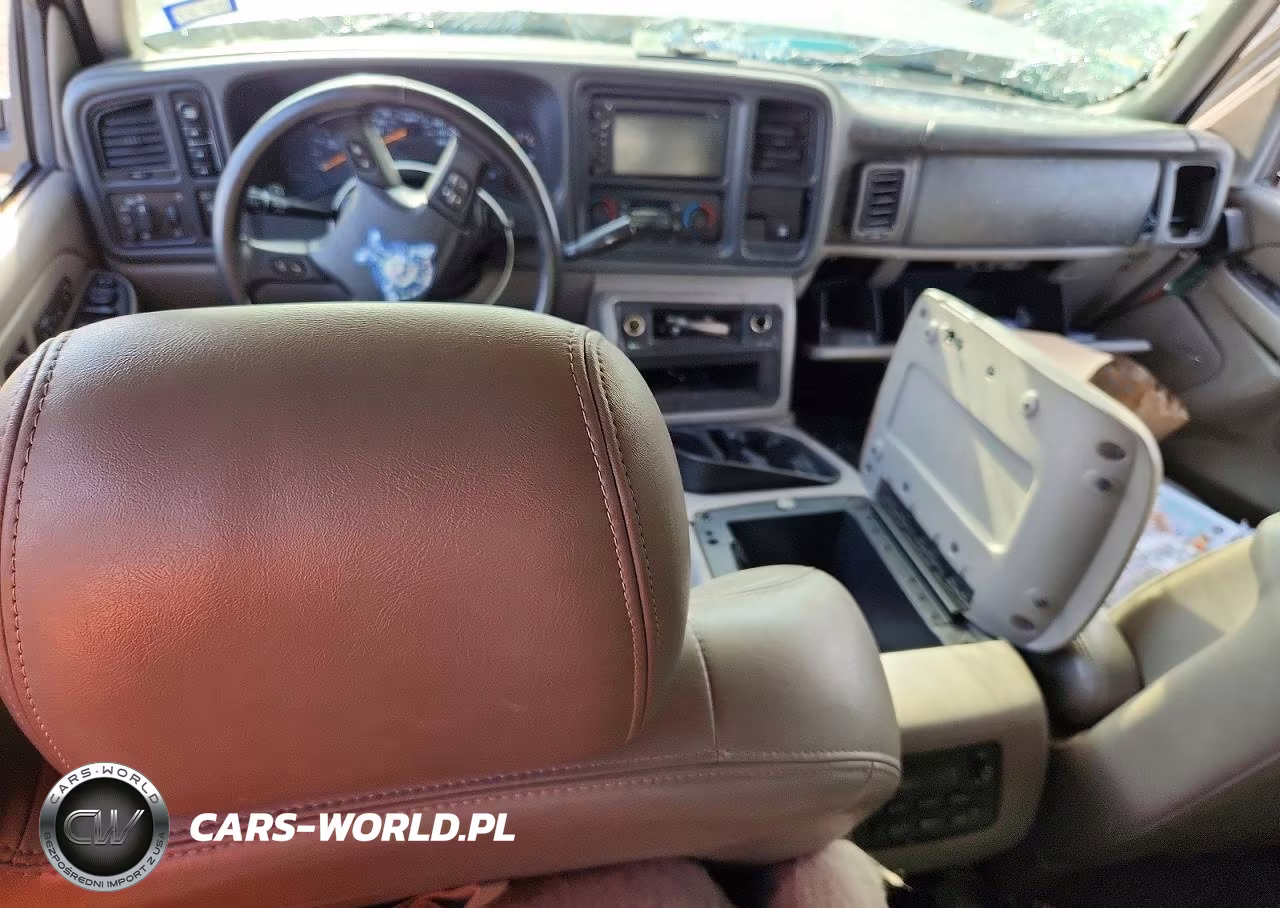 2005 Chevrolet Tahoe K1500 VIN:1GNEK13T95R213549 - 8