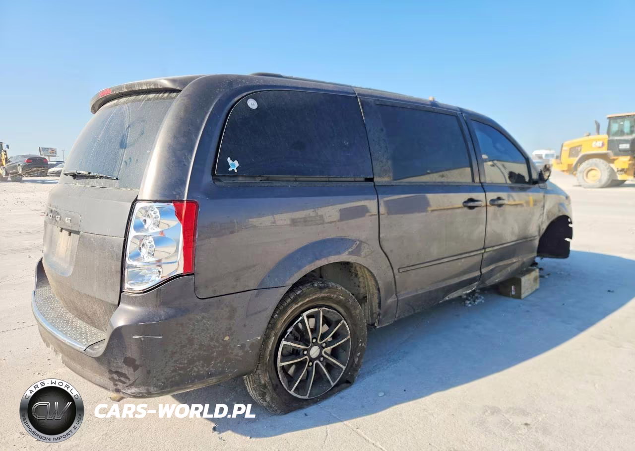 2017 Dodge Grand Caravan Gt VIN:2C4RDGEG7HR692799 - 3
