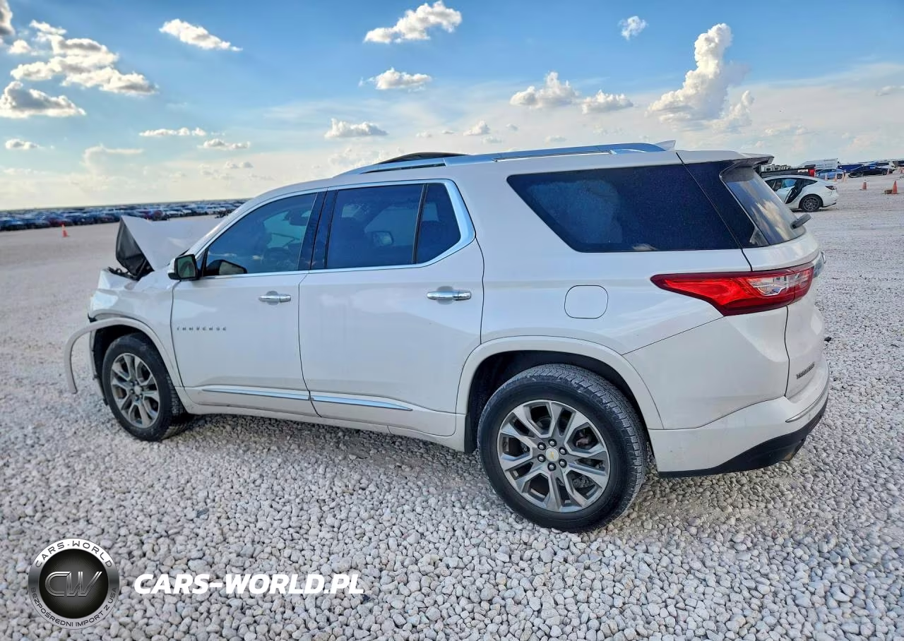 2019 Chevrolet Traverse Premier VIN:1GNERKKW2KJ139575 - 2