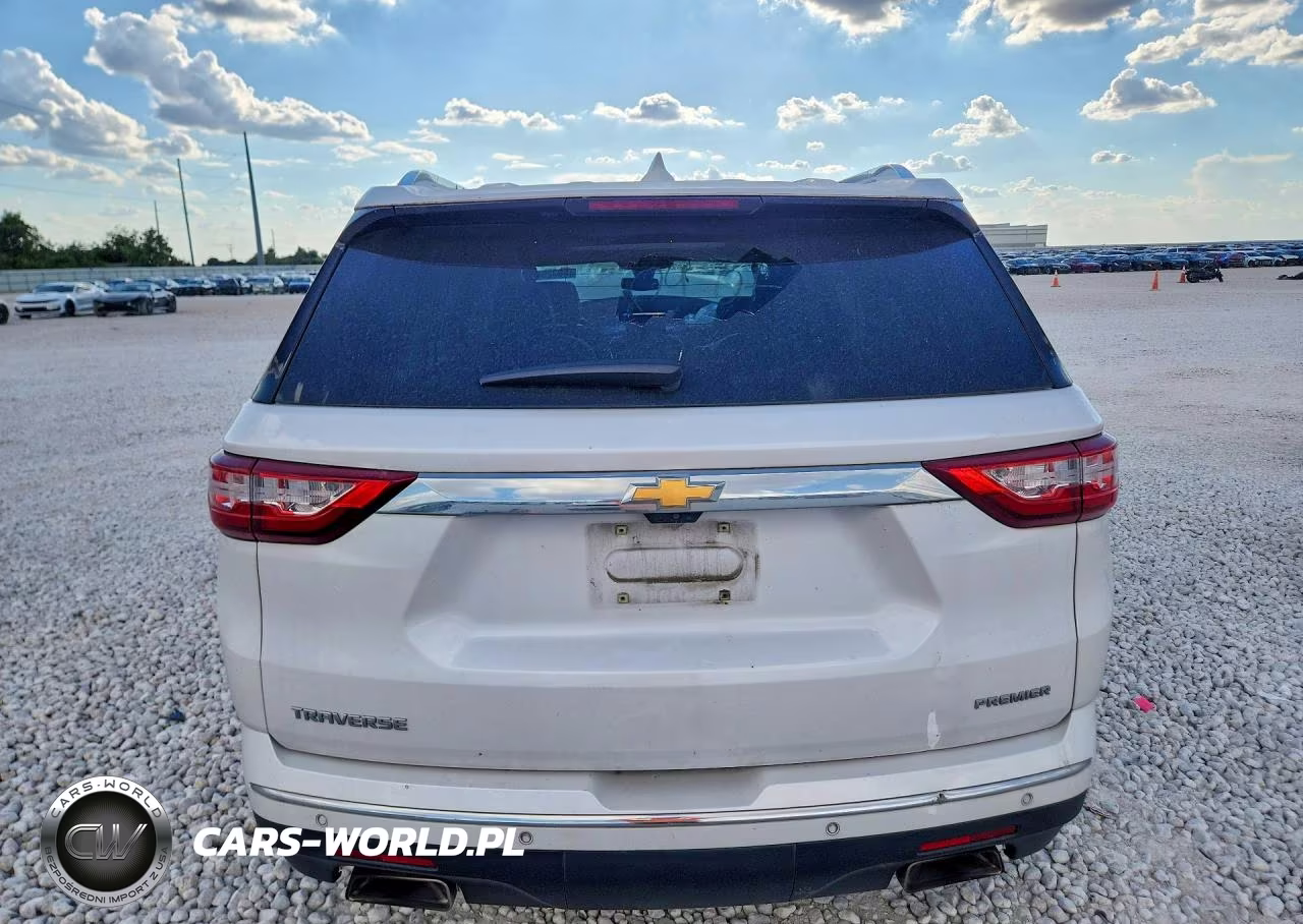 2019 Chevrolet Traverse Premier VIN:1GNERKKW2KJ139575 - 6