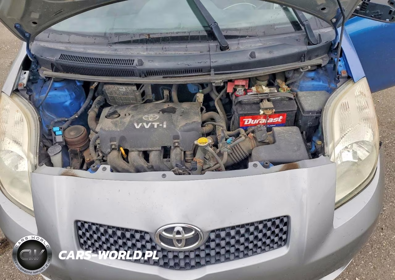 2009 Toyota Yaris Base VIN:JTDJT903X95229991 - 11