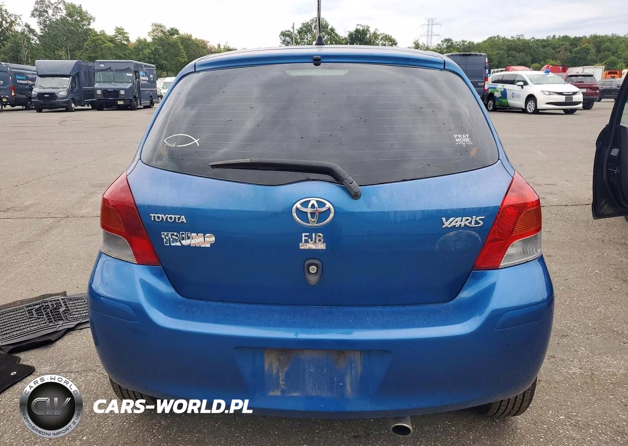 2009 Toyota Yaris Base VIN:JTDJT903X95229991 - 6