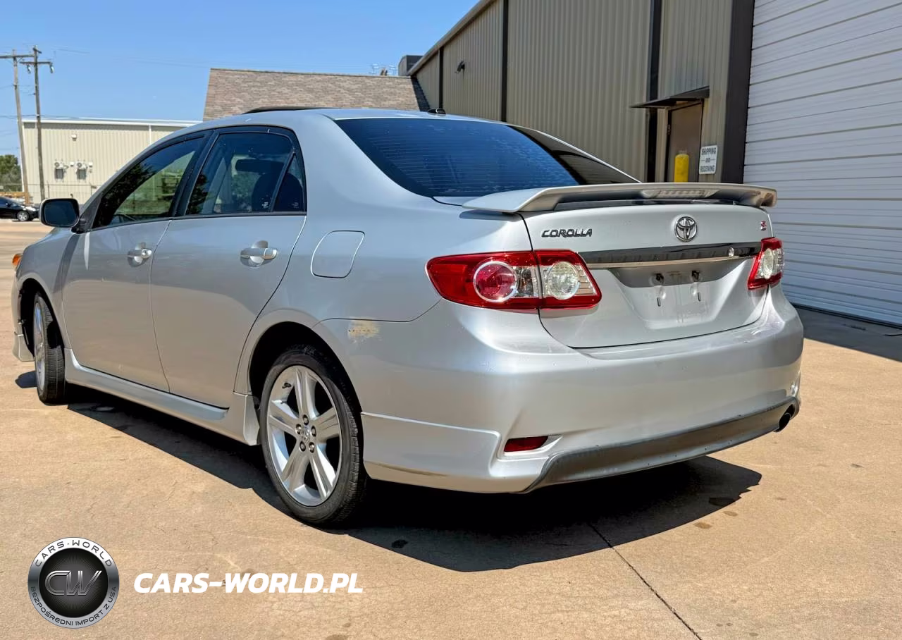 2013 Toyota Corolla S VIN:5YFBU4EE2DP089168 - 3