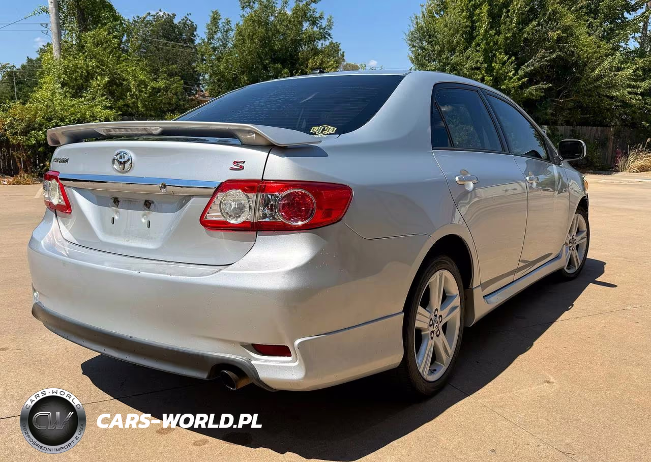 2013 Toyota Corolla S VIN:5YFBU4EE2DP089168 - 4