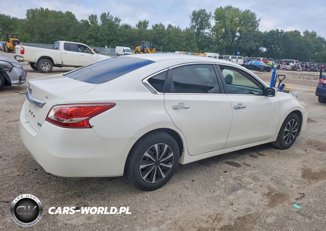 2013 Nissan Altima 2.5 VIN:1N4AL3AP1DC904460 - 3