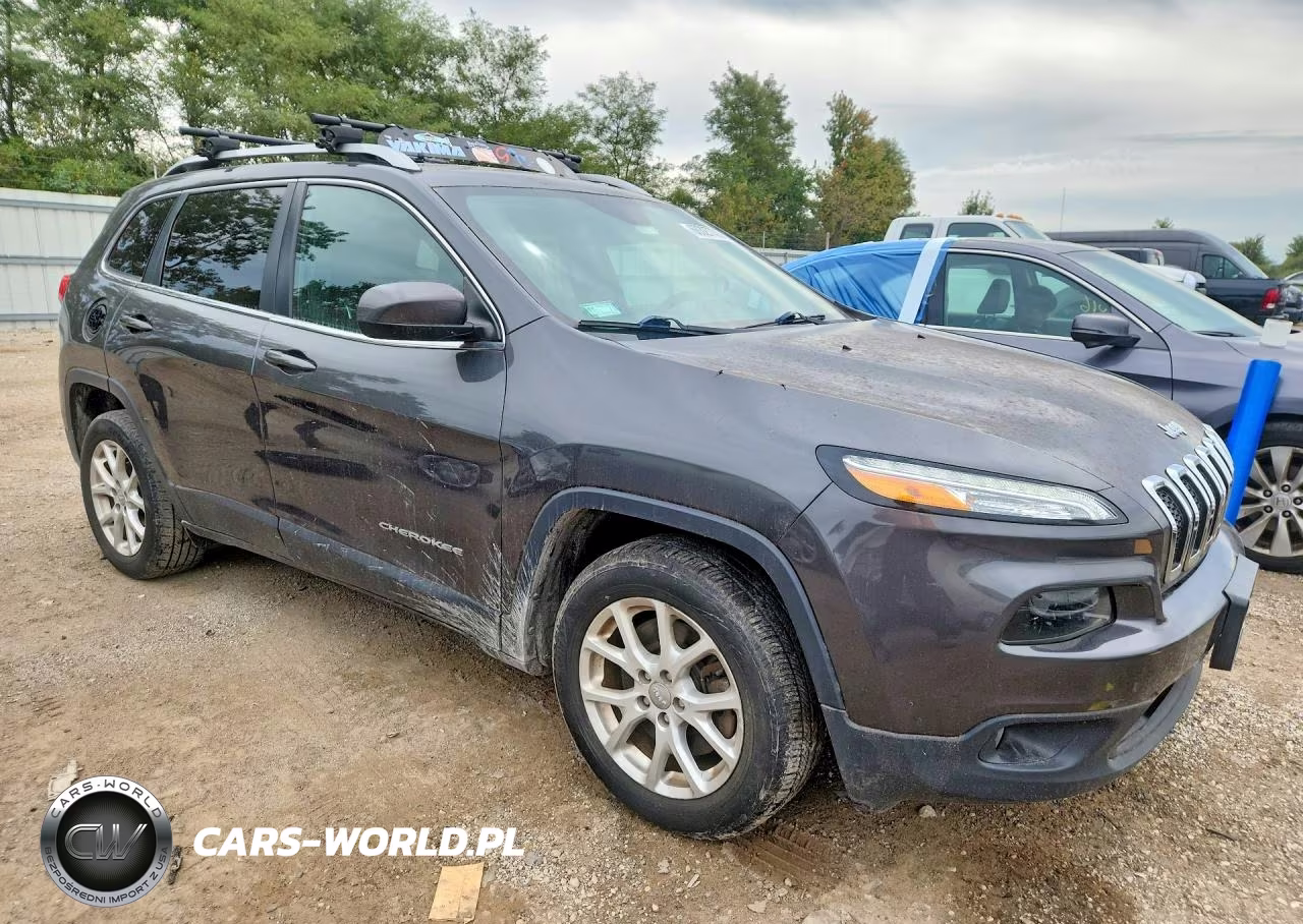 2016 Jeep Cherokee Latitude VIN:1C4PJLCB7GW272398 - 4