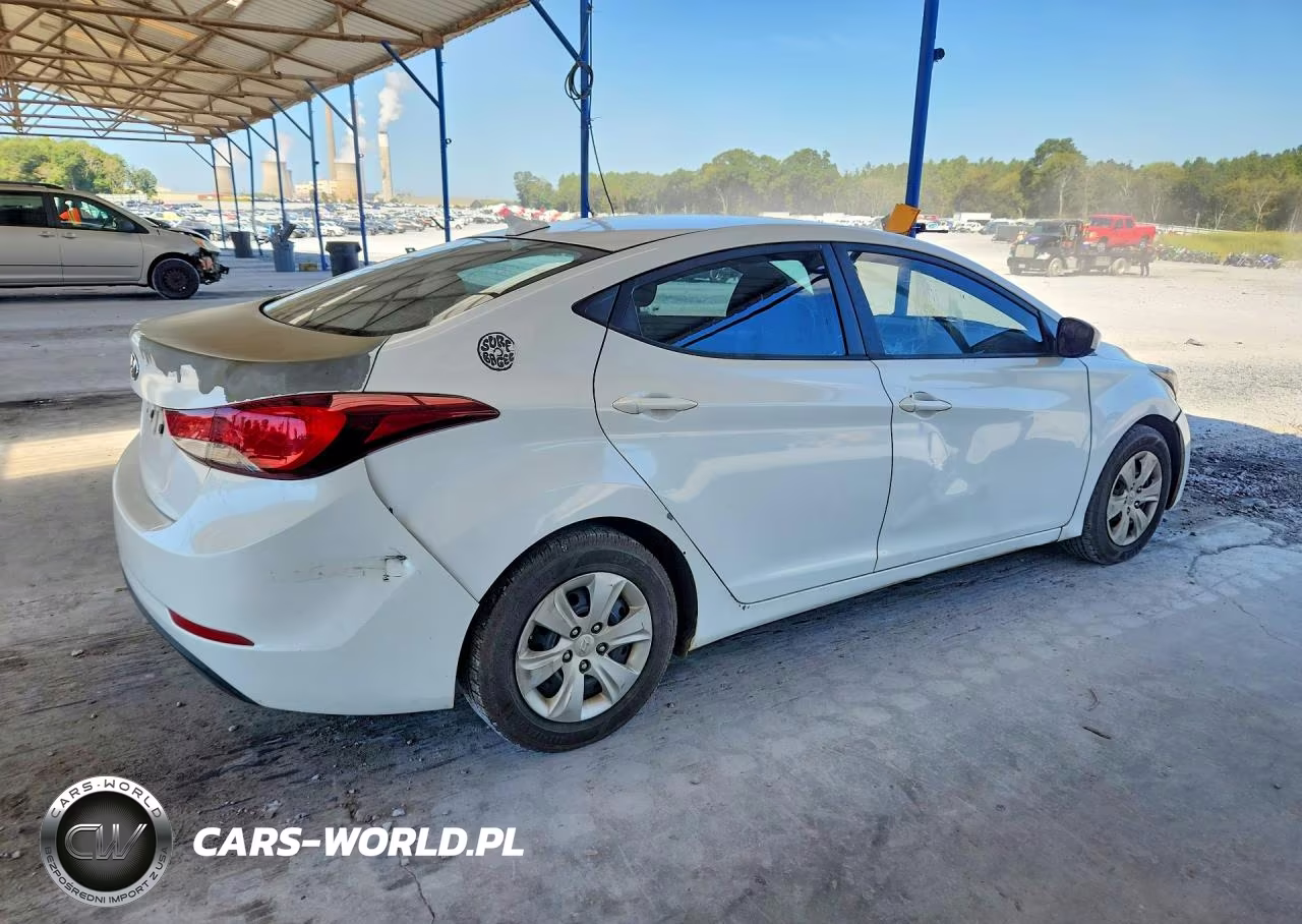 2016 Hyundai Elantra Se VIN:5NPDH4AE0GH785581 - 3