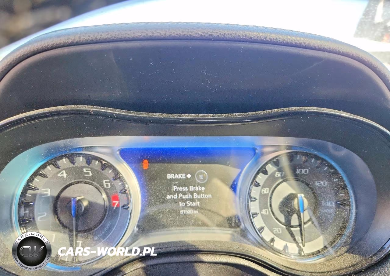 2023 Chrysler 300 S VIN:2C3CCABG8PH637183 - 9