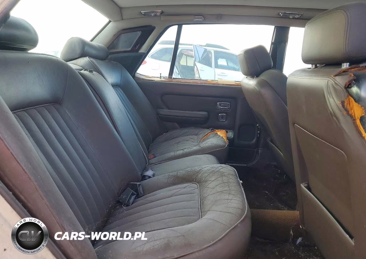 1982 Rolls-Royce Silver Spirit VIN:SCAZS42A2CCX04967 - 10