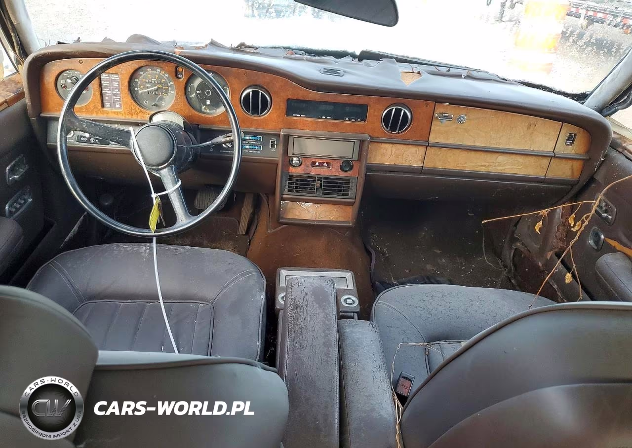 1982 Rolls-Royce Silver Spirit VIN:SCAZS42A2CCX04967 - 8